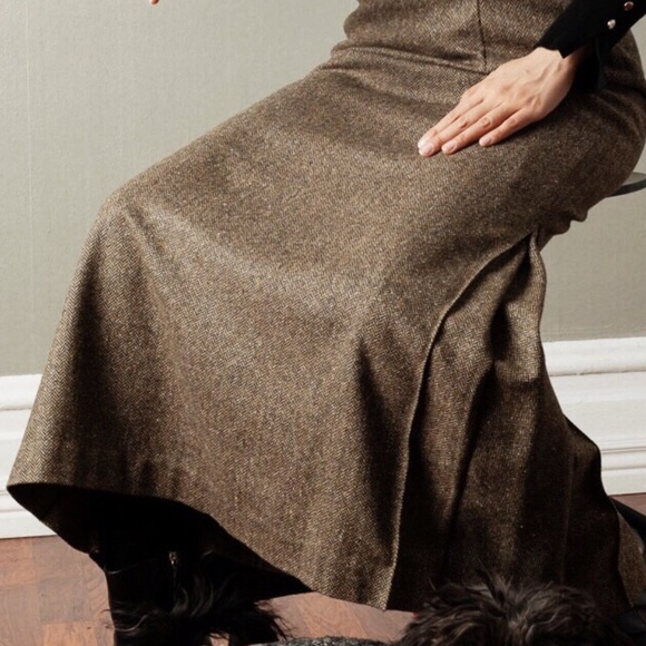 Vintage high waist long skirt 100% wool brown tan - Picture 2 of 2
